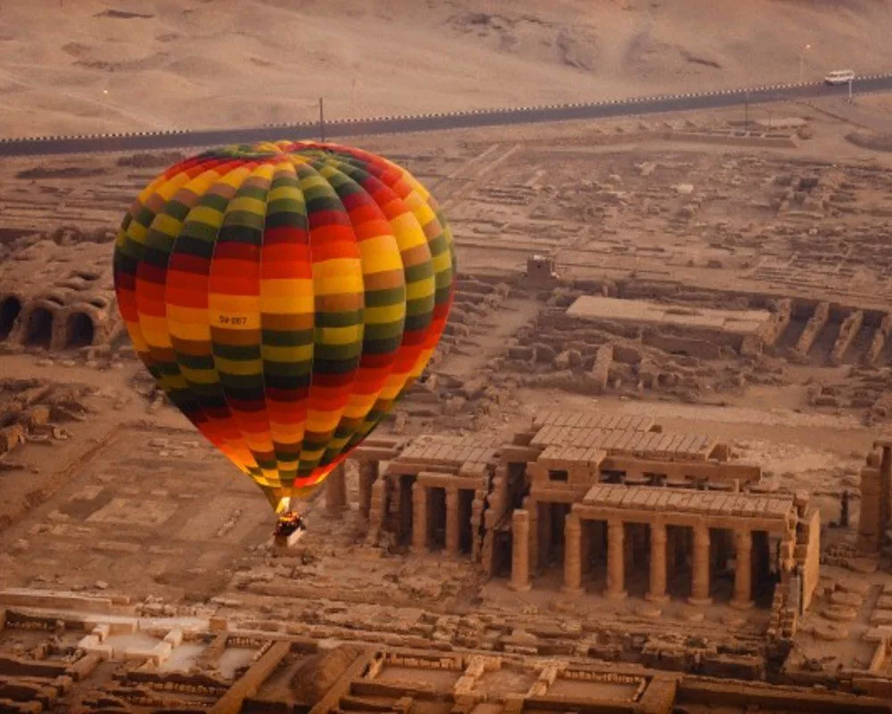 Luxor Sunrise Hot Air Balloon & Sightseeing Tour