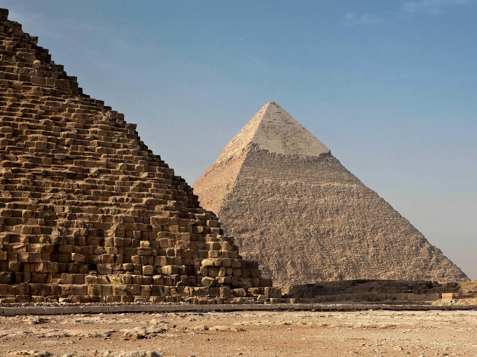 Giza Pyramids, Saqqara & Dahshur Day Tour from Cairo