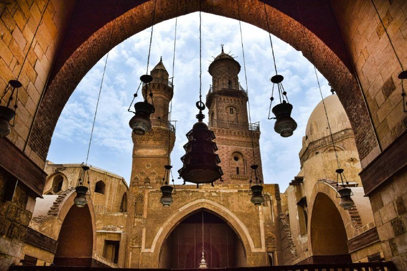 14-Day Egypt Tour – In the Footsteps of the Pharaohs