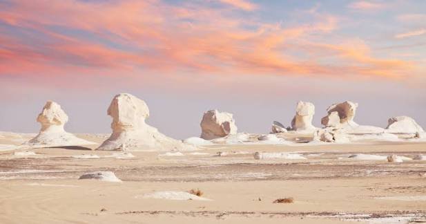 Jeep safari in the Egyptian desert – trips into the Sahara
